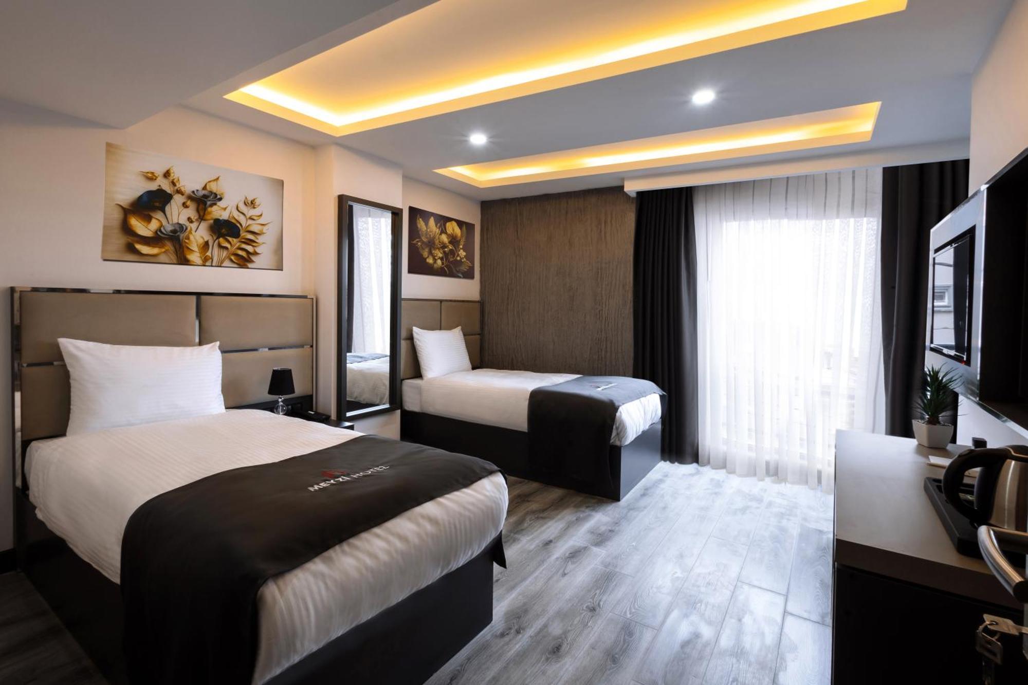 Meyzi Hotel Istanbul Exterior photo