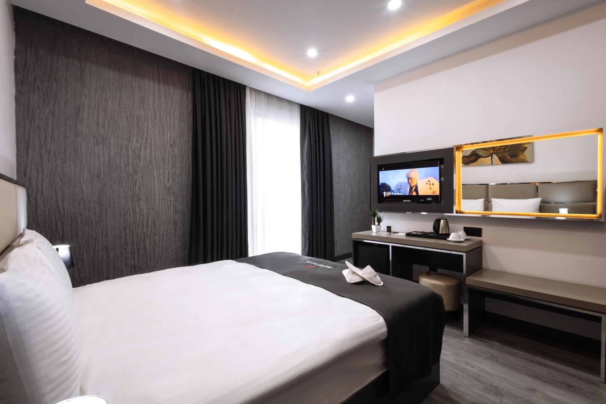 Meyzi Hotel Istanbul Exterior photo