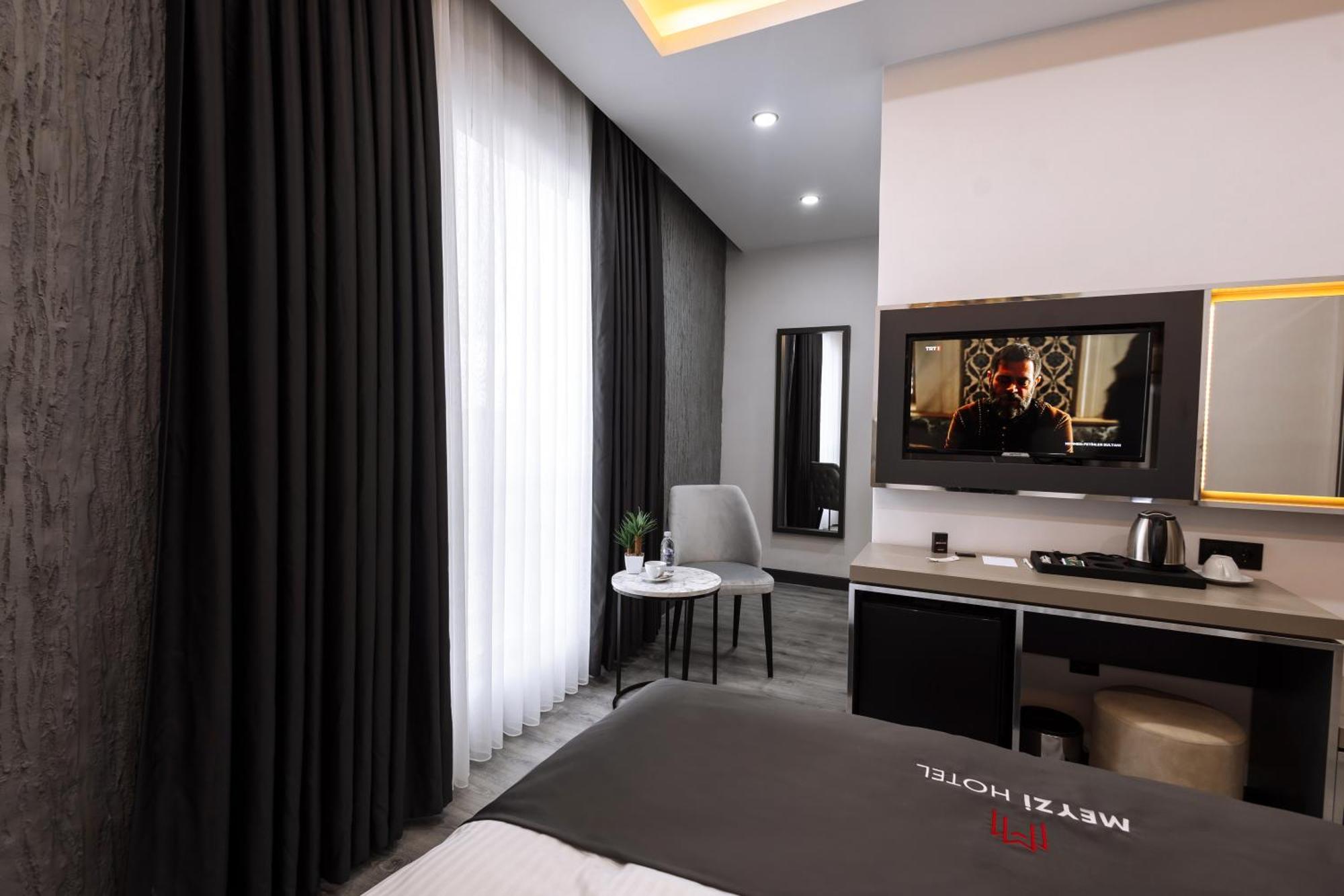 Meyzi Hotel Istanbul Exterior photo